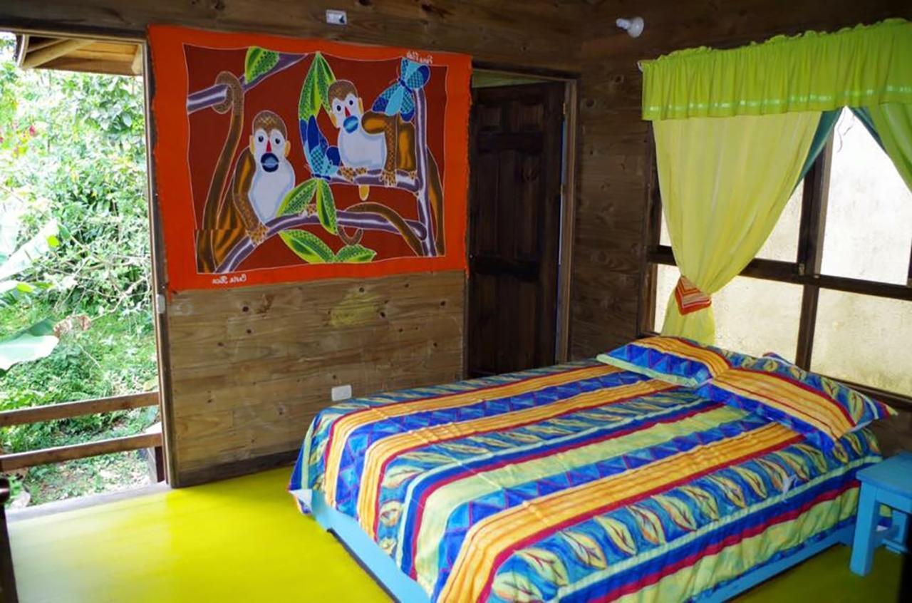 Wood House Hostel La Fortuna المظهر الخارجي الصورة